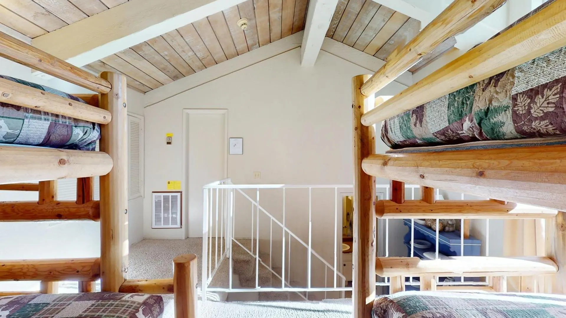 Chamonix 100 Apartment Mammoth Lakes