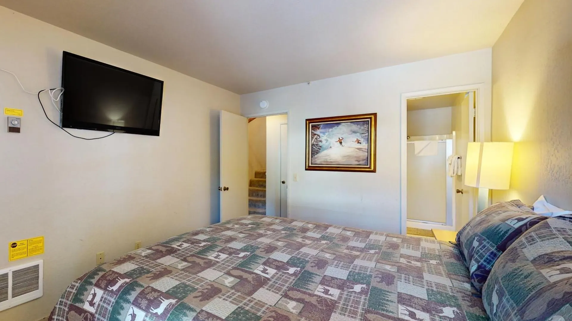 Chamonix 100 Apartment Mammoth Lakes